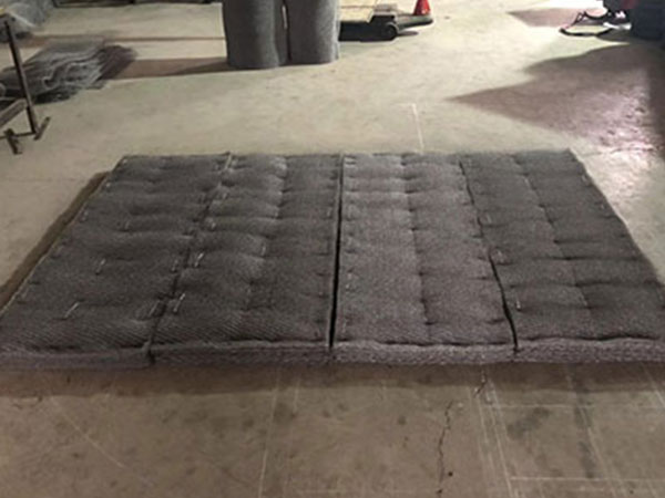 网块、网垫型丝网除沫器 - 安平县威驰金属丝网制品有限公司